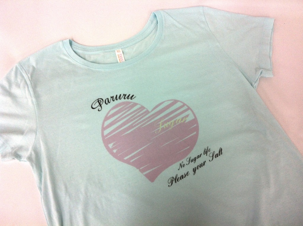 優しい雰囲気のハートTシャツ